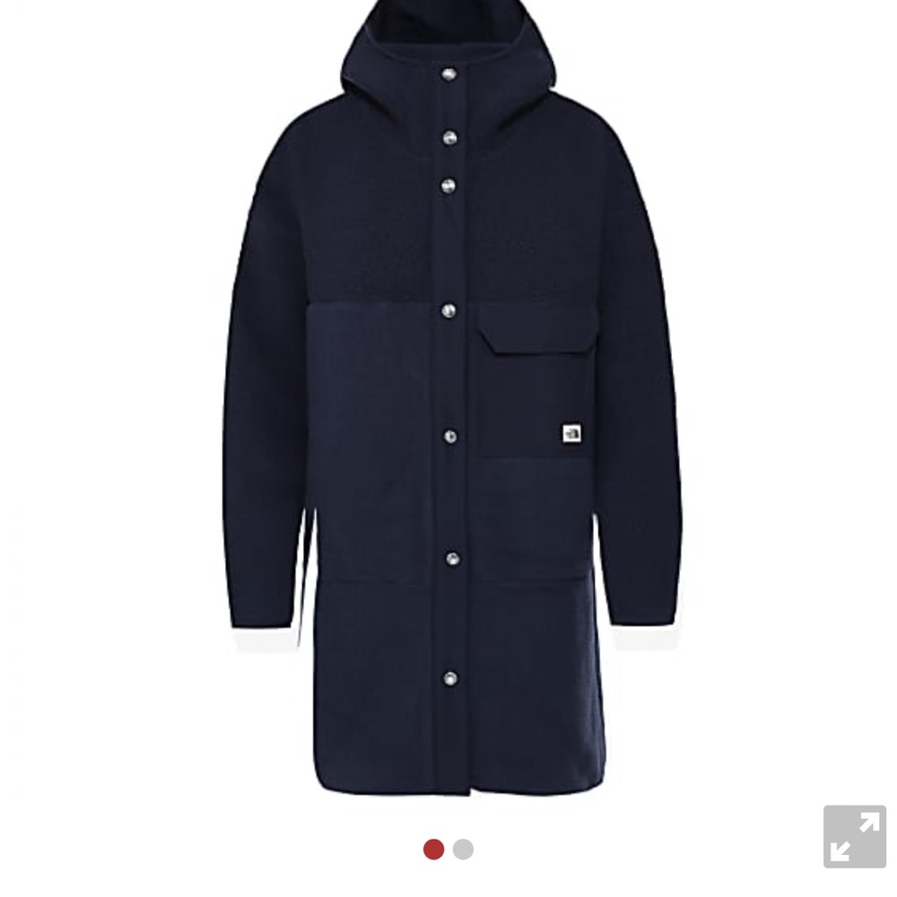 North Face navy blue long Cragmont fleece jacket size M